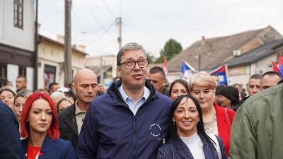 "DOLE MAJKA RUSIJA" Vučićevi birači i patriotizacija NIS-a