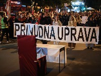 Sve škole ODBILE da ustupe sale ljudima koji dolaze na protest u Novi Pazar