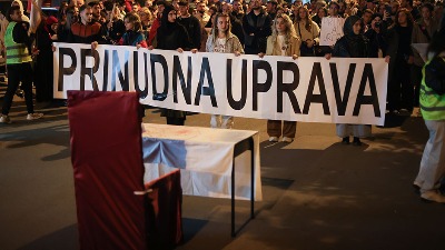 Sve škole ODBILE da ustupe sale ljudima koji dolaze na protest u Novi Pazar