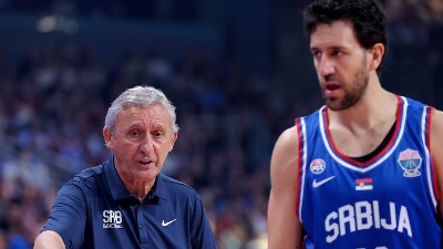 Pešić o Avramoviću: Povredio je petu, baš je bolno...