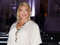 "Muž je hteo da se RAZVEDE jer sam se SLIKALA ZA PLEJBOJ": Suzana Mančić je važila za jednu od najfatalnijih žena bivše Juge 