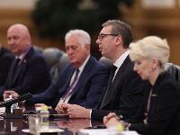 RUSKI KOMERSANT: Vučić se sprema za premijera?