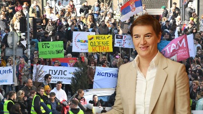 Brnabić tvrdi da su prosvetarima porasle plate 140 odsto: "Da je tako, nastavnici bi živeli na Dedinju"