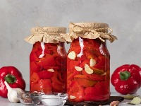 Recept za peglanu papriku! Poslastica od zimnice koja se jede u hladnim danima