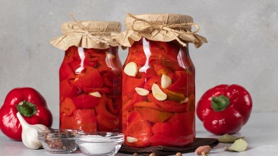 Recept za peglanu papriku! Poslastica od zimnice koja se jede u hladnim danima