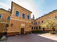 Direktor Jovine gimnazije smanjuje platu profesorima iz osvete