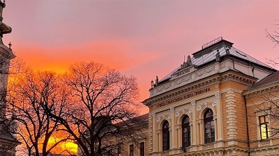 Skandal u NS: Svečana akademija u čast Jove Zmaja održaće se na ulici! (FOTO)
