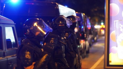 MUP: Postupanje u skladu sa zakonom ispred zgrade Vlade AP Vojvodine