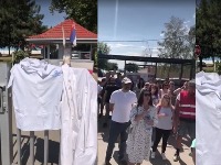 Protest zdravstvenih radnika u NS, uhapšeni lekar i studentkinja (FOTO, VIDEO)