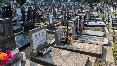 Hapšenje u Bečeju: Krali po grobljima