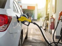 Vlada smanjila akcize za naftne derivate