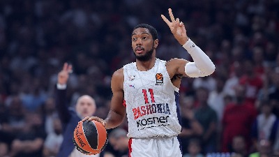 Pobeda Baskonije, Panatinaikos slavio protiv Asvela