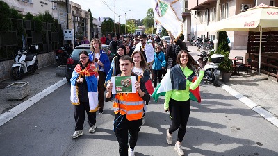 Šabački srednjoškolci stupaju u blokadu da bi ugostili studente koji pešače