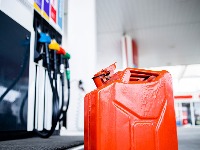 "Srbija u prvih osam meseci uvezla više benzina nego u celoj 2023. i 2024. godini"