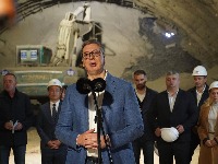 PRODAJA SRBIJE I STIŽU NOVE GAZDE Vučić poručio da se uči kineski, turski, ruski...