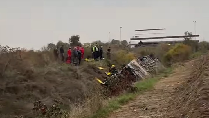 Osmoro na Intenzivnoj nezi: Kakvo je stanje sa povređenima u jezivom prevrtanju autobusa