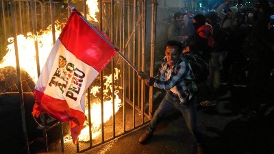 Demonstracije u Peruu: Nova vlada uvodi VANREDNO STANJE?!