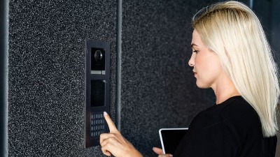 "I on je naš": Širi se URNEBESNA FOTKA interfona zgrade u Minhenu: Balkancu gledaju u jedno prezime i ne veruju (FOTO)