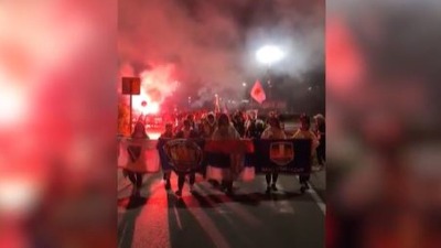 Novopazarski studenti stigli u Kraljevo, priređen im doček (FOTO, VIDEO)