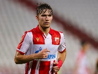 Dobre vesti za crveno-bele: Zvezdin najveći talenat produžio ugovor (FOTO)