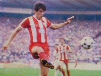 Trenirao sa Partizanom, a onda je nestalo vode... Završio je u Zvezdi i postao legenda