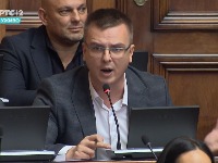 Parandilović: Društvene mreže poslednji slobodan kanal komunikacije, SNS ih guši botovima