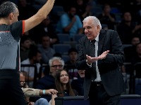 "Ne izgleda dobro": Obradović se oglasio o povredi Karlika Džonsa