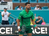 Evo s kim se Nole sastao pred doček Nove godine: Mreže eksplodirale (FOTO)