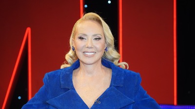 "Svaki grad na svetu je divan kad imaš para": Viralna teorija Lepe Brene o novcu i sreći podelila ljude (VIDEO)