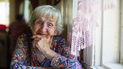 Naše bake su OVU BILJKU držale pored ulaznih vrata: Verovalo se da TERA ZLO i ČUVA KUĆU OD NESREĆE