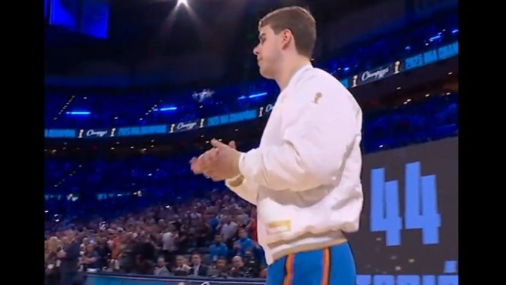 Pobeda za Topića, svlačionica mu se poklonila na retko viđeni način