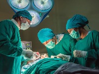 Muškarac (24) došao na hitnu zbog nesnosnih bolova, završio na hitnoj operaciji: A zbog predmeta koji je nađen u rektumu NASTALA JE UZBUNA