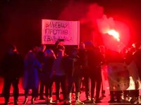 Novopazarski studenti na Divčibarama dočekani uz baklje (VIDEO)