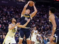 Jokić tragičar NESTVARNE utakmice: Golden Stejt do pobede u produžetku (FOTO/VIDEO)