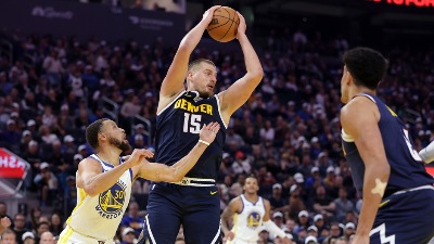 Jokić tragičar NESTVARNE utakmice: Golden Stejt do pobede u produžetku (FOTO/VIDEO)