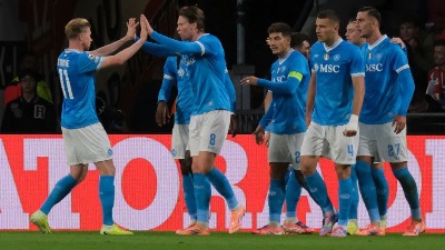 Napoli zgromio Inter i seo na vrh Serije A Napoli zgromio Inter i seo na vrh Serije A
