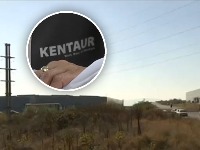 Radnici danskog "Kentaura" iz Vranja ostali bez posla: Nije im dozvoljeno da uđu u fabriku, njih 253 ostaje na ulici (VIDEO)