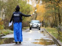 Policajka otkrila koliko dozvoljava PREKORAČENJE BRZINE i nastao je HAOS na mrežama: Izbila rasprava - komentari pljušte (VIDEO) 