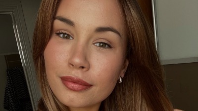 Lekari su IGNORISALI MOJE SIMPTOME skoro deceniju, a onda mi je otkriven jedan od NAJSMRTONOSNIJIH VRSTA RAKA u 27. godini