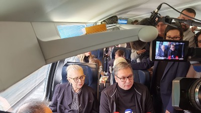  TOKOM VUČIĆEVOG GOVORA U SUBOTICI Policija zabranila prilazak građanima