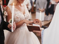 Mladi iz Dubrovnika sveštenik NIJE DOZVOLIO da je tata otprati do oltara: "Rekao mi je da to nije po Bibliji"