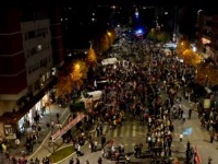 (UŽIVO) Novopazarci stigli u Inđiju, kolona iz Beograda dočekana u Staroj Pazovi (FOTO, VIDEO)