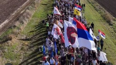 Šta kaže tačkasti softver? Nepregledna kolona se kreće ka NS (VIDEO) Šta kaže tačkasti softver? Nepregledna kolona se kreće ka NS (VIDEO)