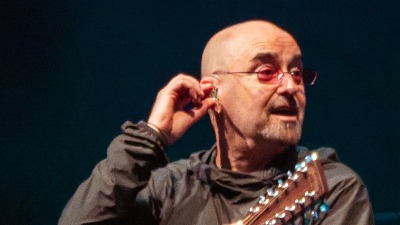 Čuveni gitarista otkrio da IMA RAK: "Uzimam pauzu od turneje za sledeću fazu lečenja" 