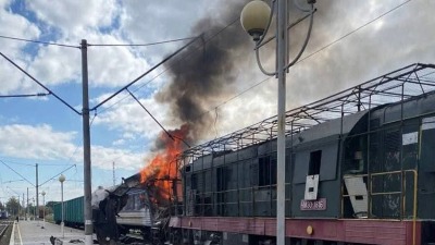 Jedan mrtav i desetine povređenih: Jezivi ruski napad na ukrajinski voz (FOTO)