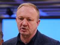 Đilas: Pritvaranje Čedomira Stojkovića zbog korišćenja Jutjuba predstavlja kršenje osnovnih ljudskih prava 