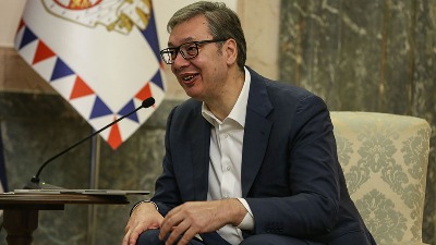 "Uperio prstom": Regionalni mediji o gostovanju Vučića na Pinku
