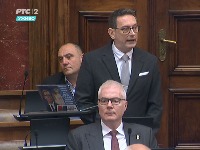 Bakarec: Cilj ostavki četiri člana REM-a sabotiranje EU integracija Srbije