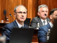 Macut: Neka Božić donese snagu za međusobno razumevanje, solidarnost i zajedništvo