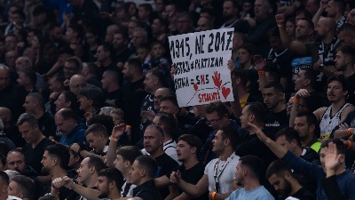 "Ja smrdljivi ćaci i podržavam Vučića?": Javio se MMA borac posle tuče Grobara (FOTO)